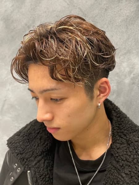 清潔感と時短を叶えるビジネスパーマ