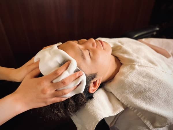 男を整える極上時間。床屋のヘッドスパ