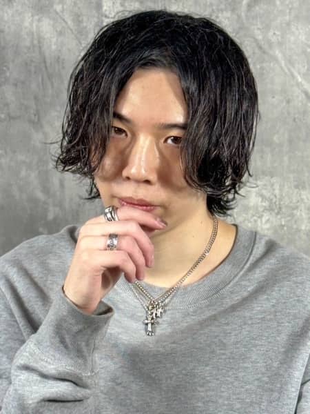 直毛男性が感動する柔らかパーマ