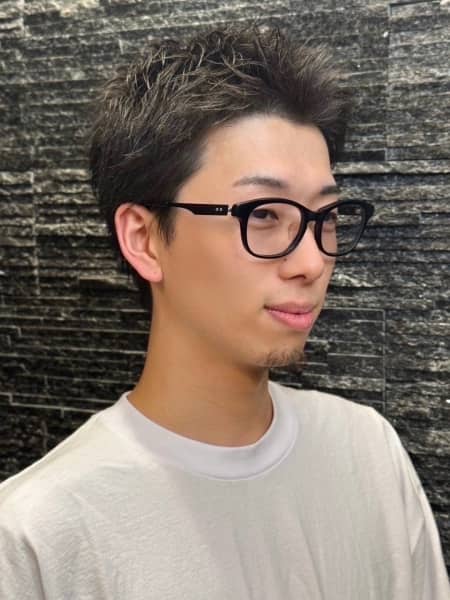 【冬でも似合う◎】スパイキーショート