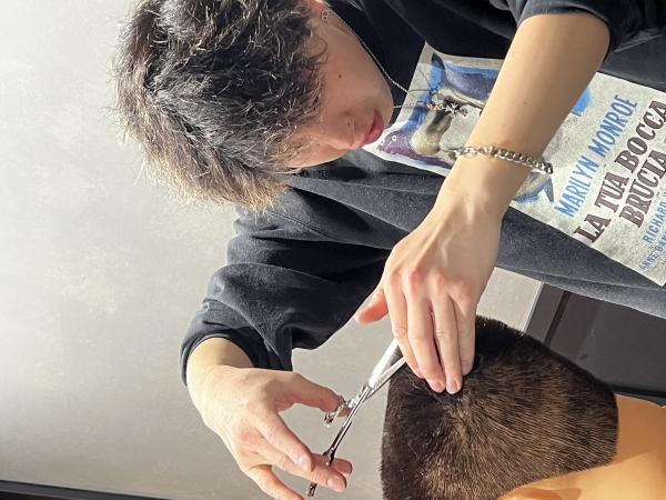 迷ったらこれ！男前をつくる本格カット