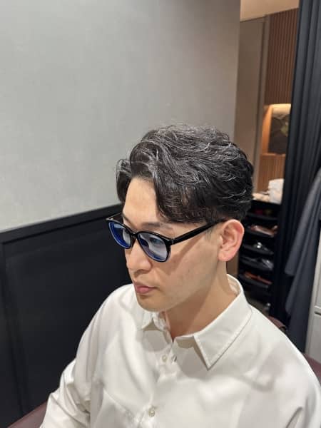 フェザーパーマまだまだ流行ってます！