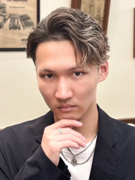 爽やか上品ツーブロかき上げ