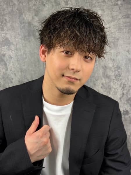 抜け感漂うダウンバング無造作マッシュ