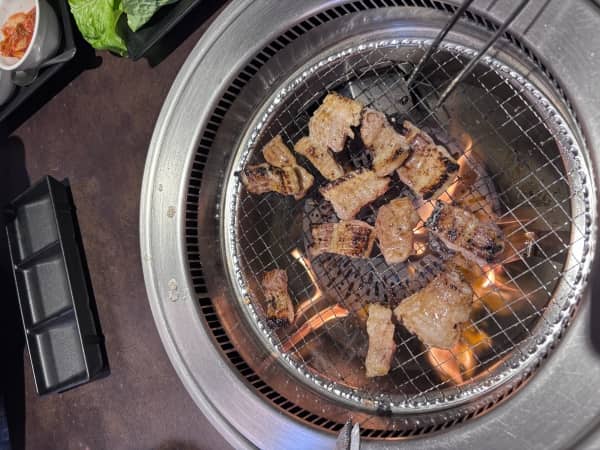 家族と焼肉屋