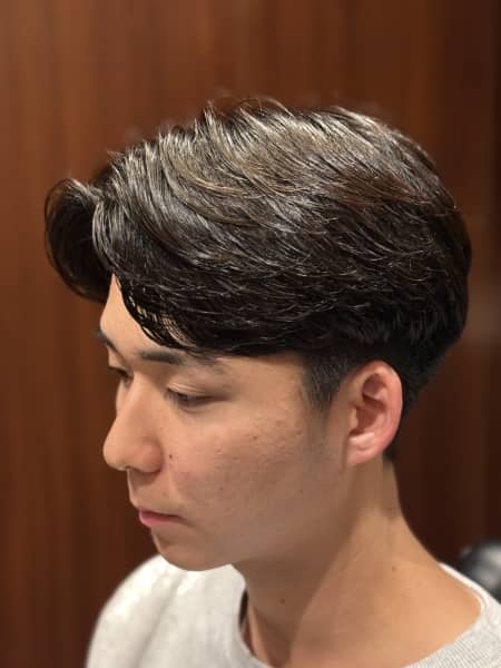 短髪でも色気を出せる“柔らかパーマ”