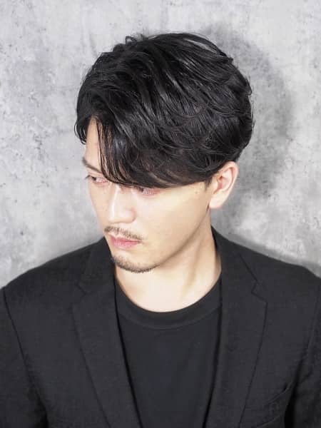 シンプルだけど印象に残るメンズヘア
