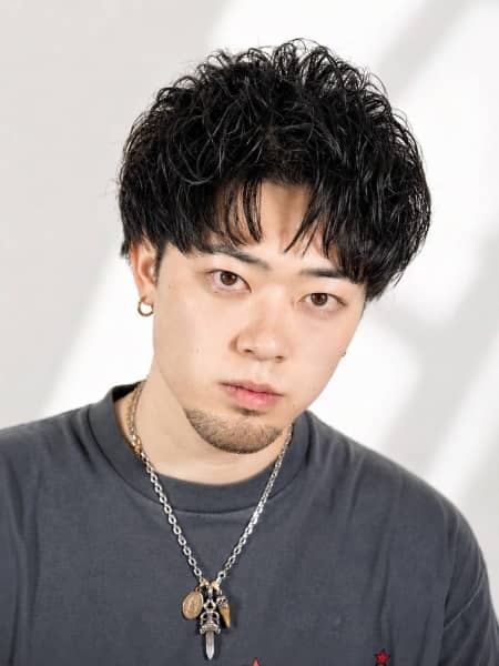 コンマバング×束感ショートで爽やかに垢抜け！