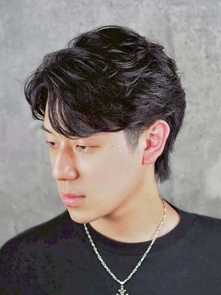 大人の色気を引き出す！フェザーパーマの魅力