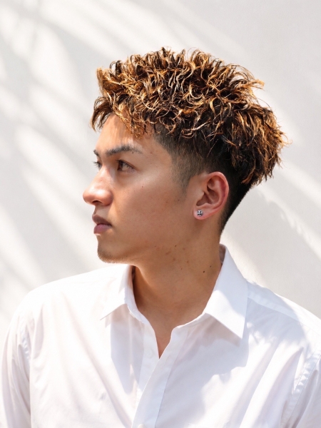 【五反田でフェード×パーマに挑戦！大人のメンズスタイルをご紹介】