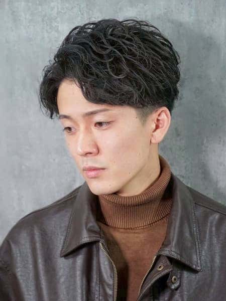 1月は“軽やかツーブロ”で仕事モードに切り替え