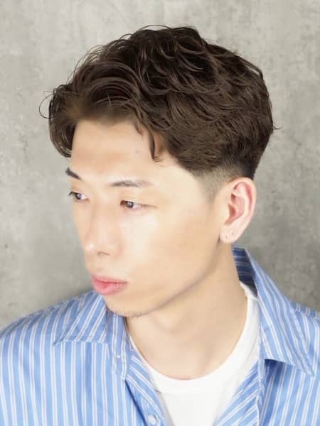 清潔感を重視した大人のビジネスヘア