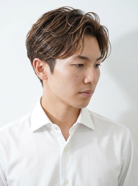 【「パーマをかけると薄毛が目立つ？」】実はボリュームアップ効果でお悩みをカバーできることもあります