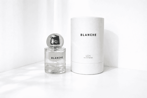 自然に香る大人の選択 LOA BLANCHE