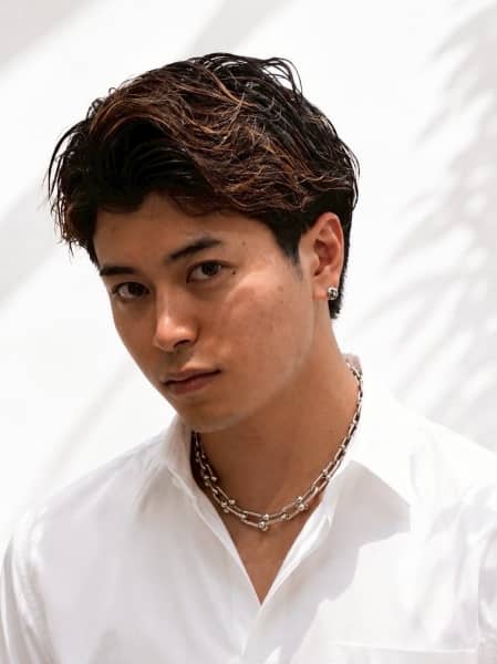 王道センターパート × ハイライトで魅せる大人の色気スタイル