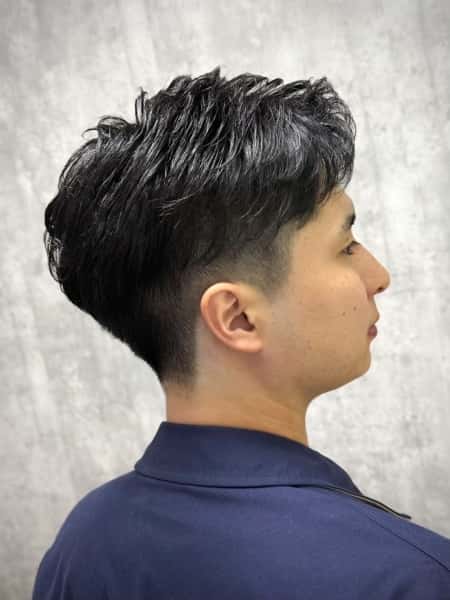 軽さを出す3月メンズカット