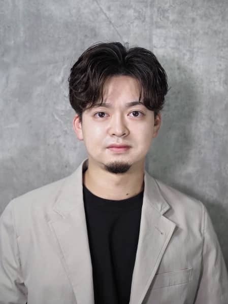 ジャケットに合う大人パーマ