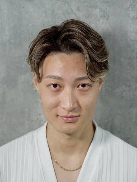 10月に似合う大人のセンターパート