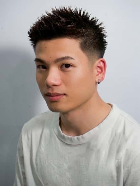 秋のビジネスヘアは“控えめフェード”が旬