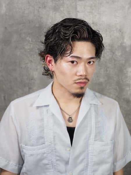 色気漂う濡れ髪パーマで差をつける