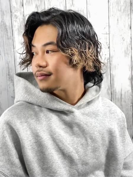 冬の重ね着に似合うレイヤーウルフ