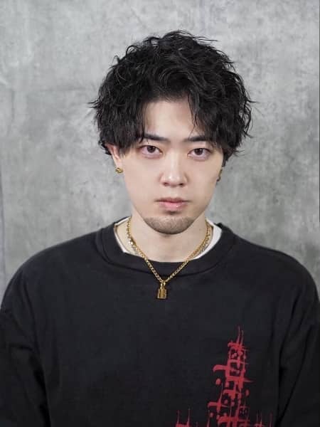 軽さと立体感◎アップバング×パーマ僕にお任せ下さい！