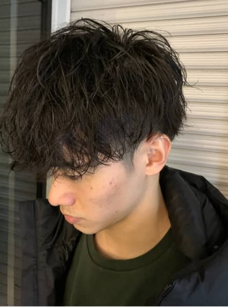 ニットに合う「柔らかパーマ」特集