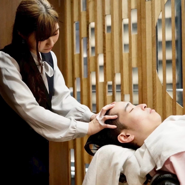 Mệt mỏi? Đau đầu? Hãy thử Head Spa kiểu Nhật tại Quận 1, TP.HCM
