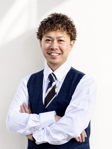 山並　翼　