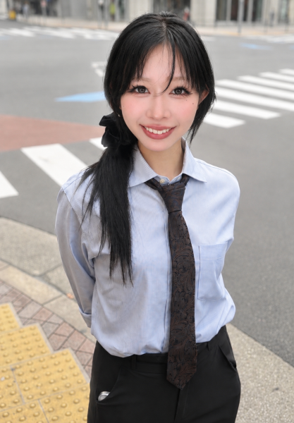 山内優奈